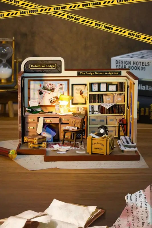 DIY Dollhouse Kit | Lodge Detective - DIY Magic World