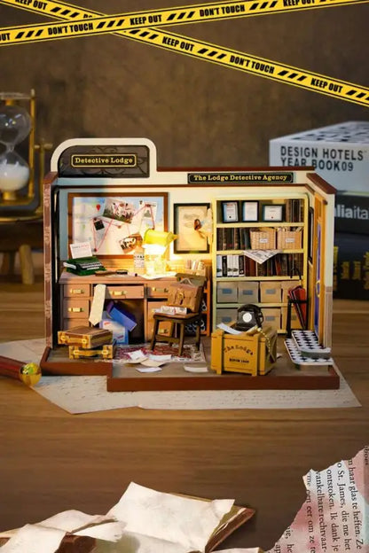 DIY Dollhouse Kit | Lodge Detective - DIY Magic World