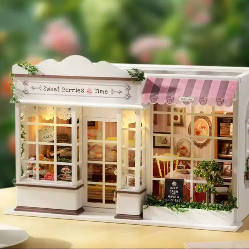 DIY Dollhouse Kit | Sweet Berries Time - DIY Magic World
